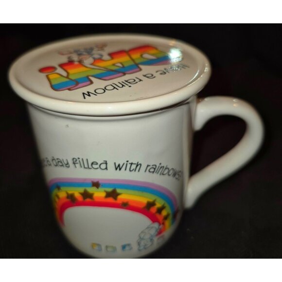 Vintage Ceramic Mug With Lid "Have A Rainbow Day!" Heart & Rainbow Graphics - Picture 4 of 10